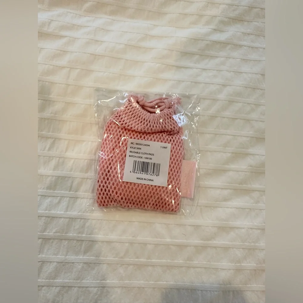 Kylie skin reusable cloth pads